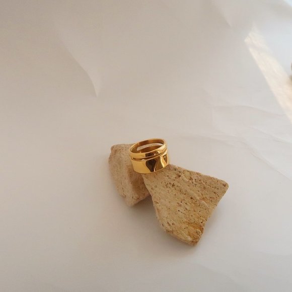NEW 18K Gold Plated Chunky Layer Ring - Picture 5 of 9